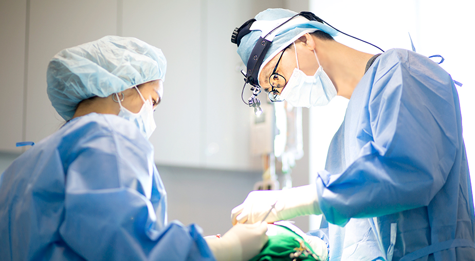 리트머스성형외과 정승일 박사 이미지